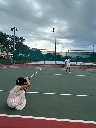 Behind the scenes: Anati photographing on the sports court